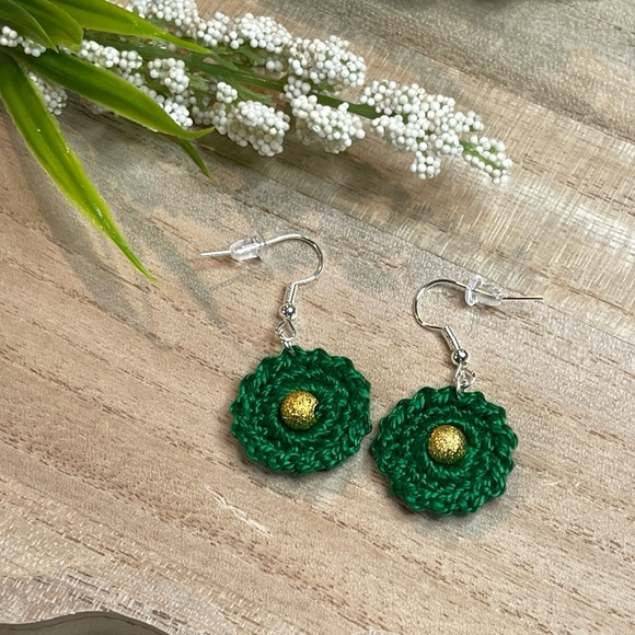 St Patrick’s Hand Crochet Earrings. - Picture 2 of 3